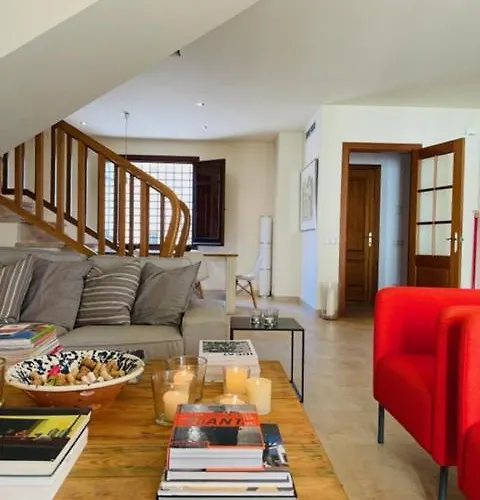 Cantina A Charming & Artistic House With Pool Vila